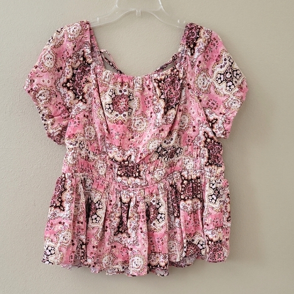 Torrid Pink Boho Floral Washable Crinkle Gauze Cris Cross Back Top - Size 1X - Picture 1 of 12